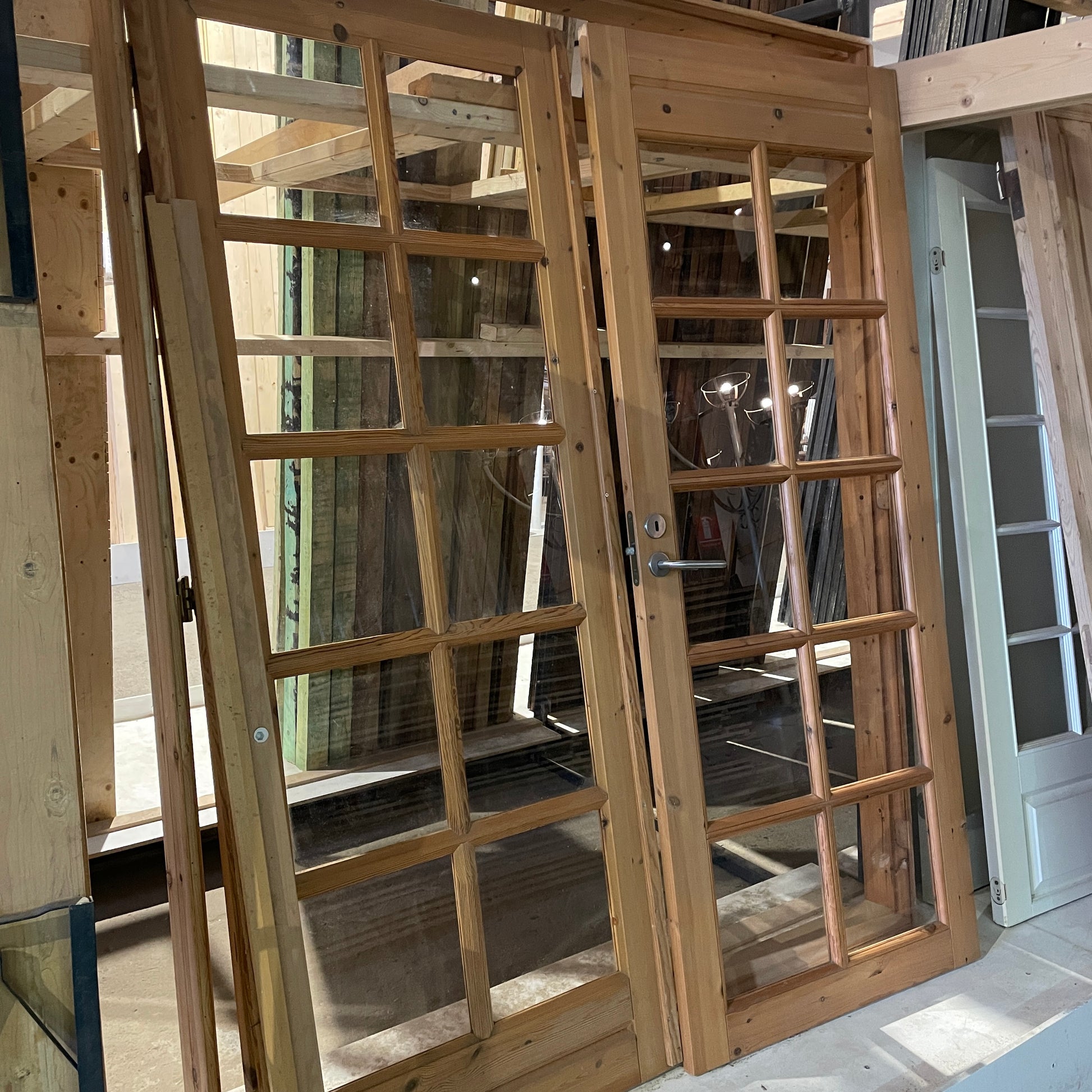 Dobbelt fyldningsdor med karm og glas