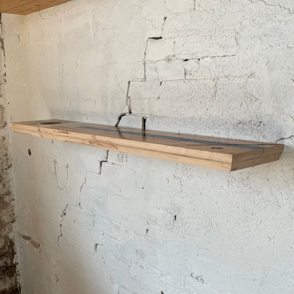 Her kan man se gymnastikhylden fra en lige vinkel 