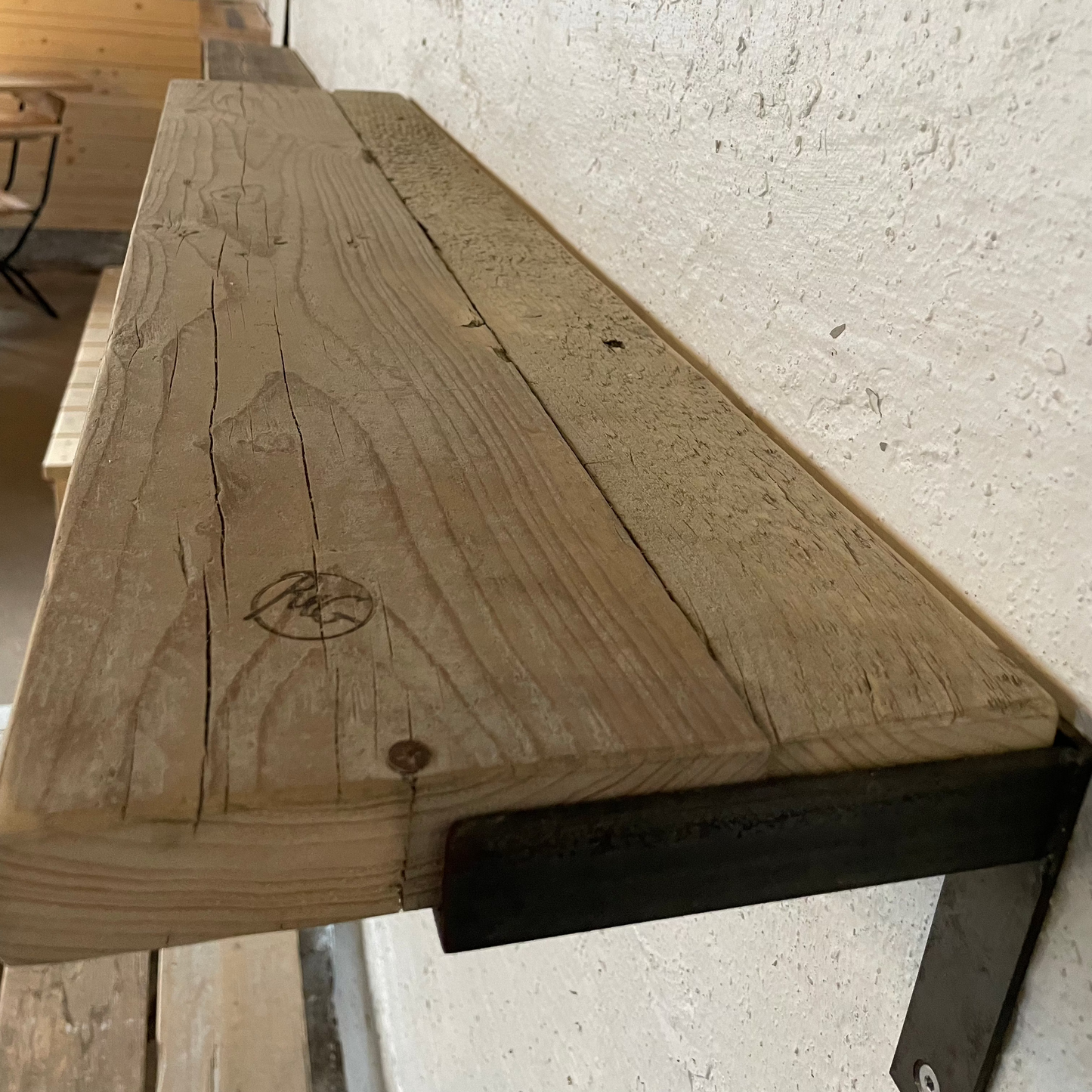 Her ses hylden i norsk traller og tilhørende hyldeknægte.