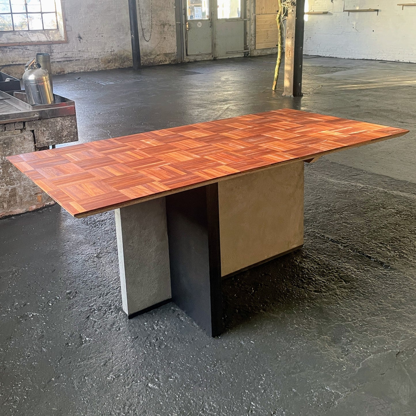 R&G Urban Concrete Blackline