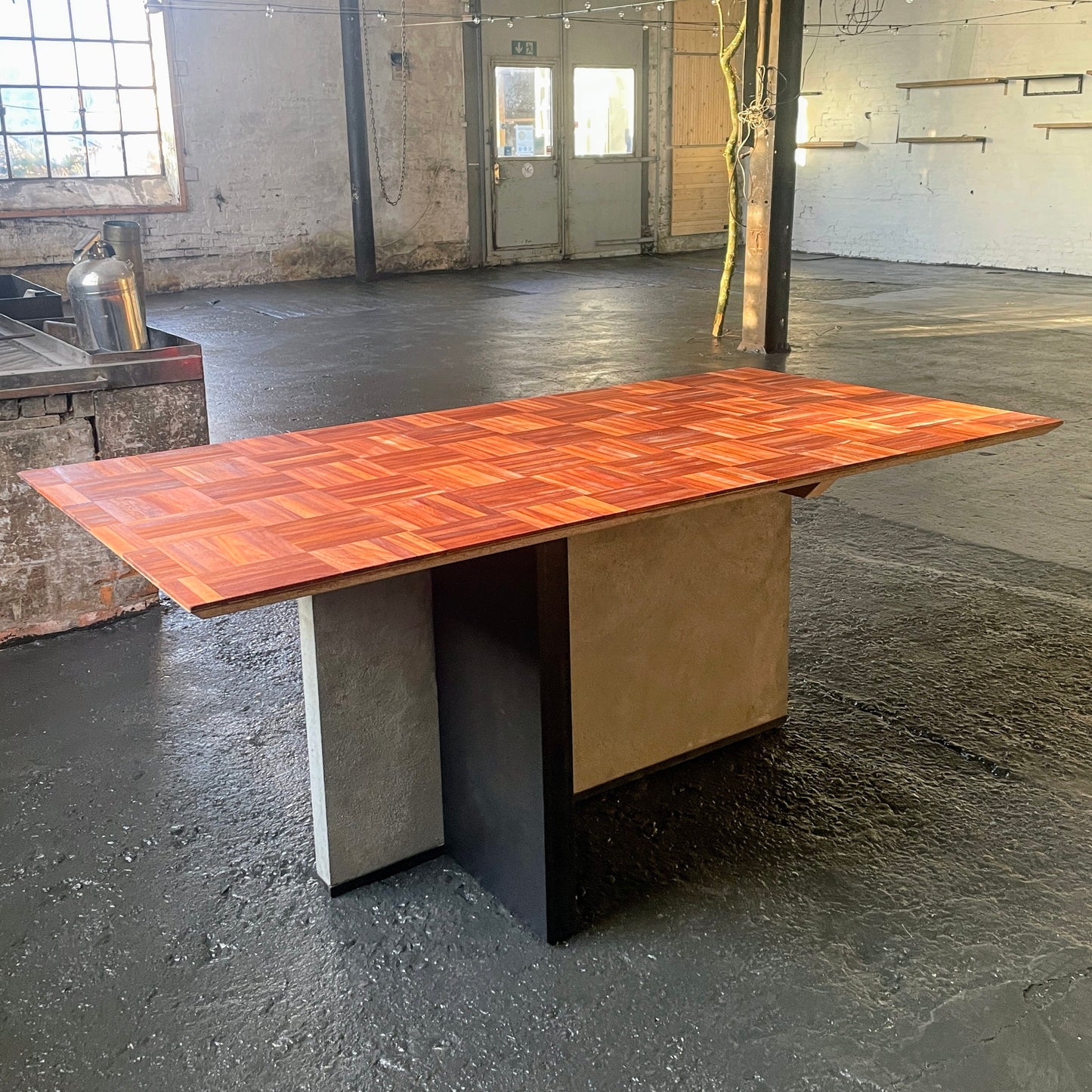 R&G Urban Concrete Blackline