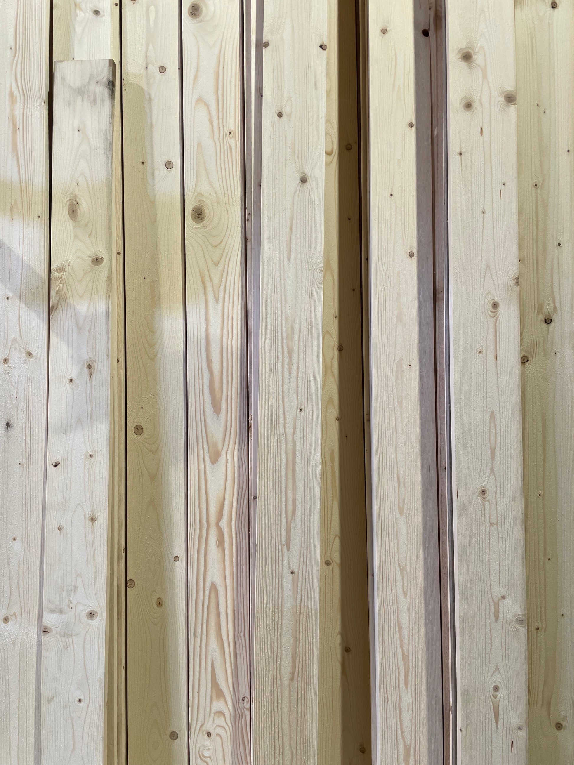 Her ses et close-up af vores produkt Superwood SW04  21 x 70MM